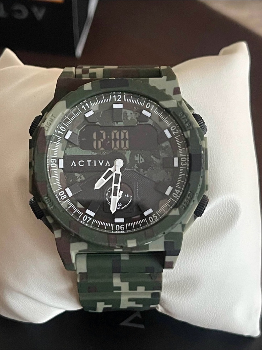 Activa X Invicta Men's Analog & Digital Watch - 47mm. Camouflage. Green